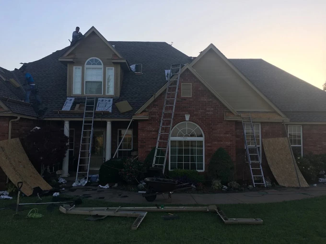 profile photo for Basey's Roofing