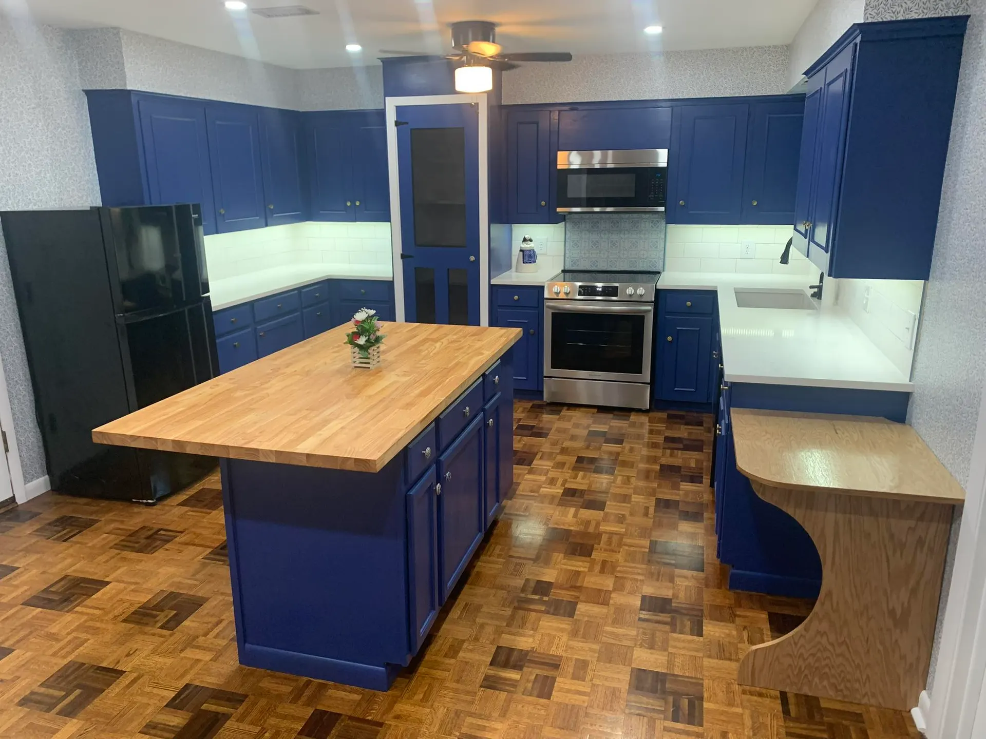 Bowen Home Services business background image